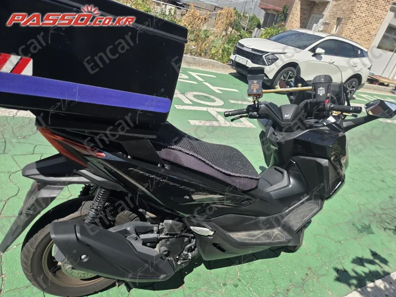 Honda Forza 350 - фото 0