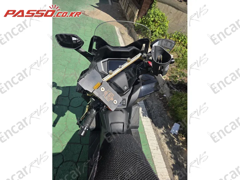 Honda Forza 350 - фото 3