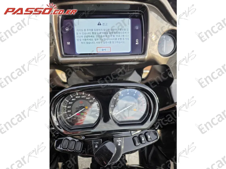 Harley-Davidson Fltrse3 - фото 4