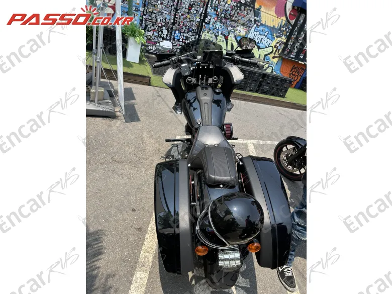 Harley-Davidson Low Rider St - фото 2