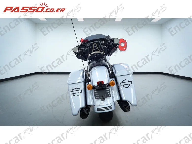 Harley-Davidson Road Glide Special - фото 2
