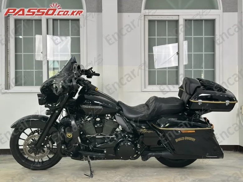 Harley-Davidson Flhxs Street Glide Special - фото 1