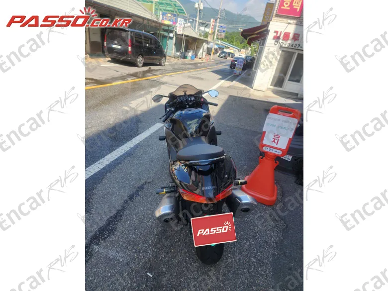 Suzuki Gsx R 1300 Hayabusa - фото 2