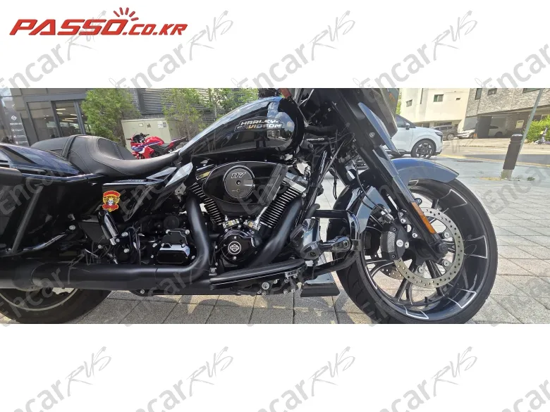 Harley-Davidson Flhx - фото 5