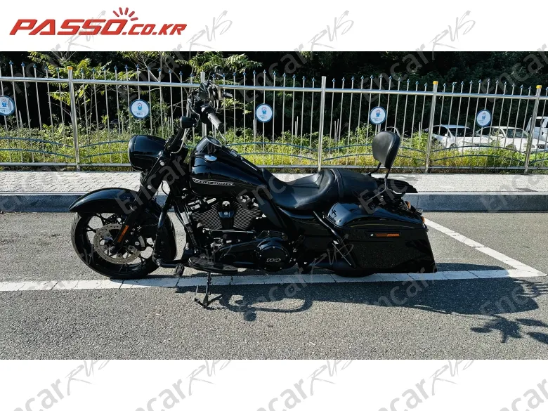 Harley-Davidson Flhr - фото 1