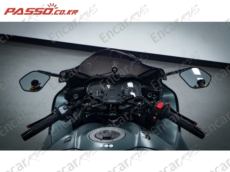Suzuki Gsx R 1300 Hayabusa - фото 3