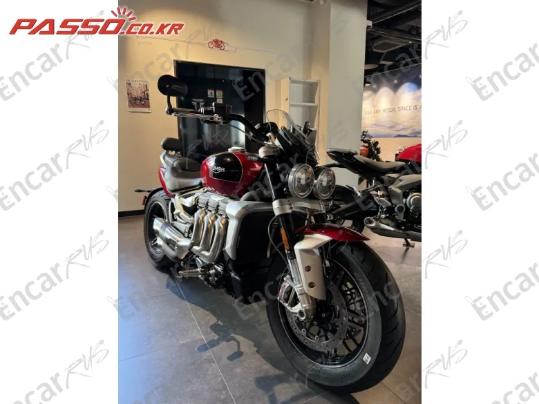 Triumph Rocket Ⅲ Gt - фото 6