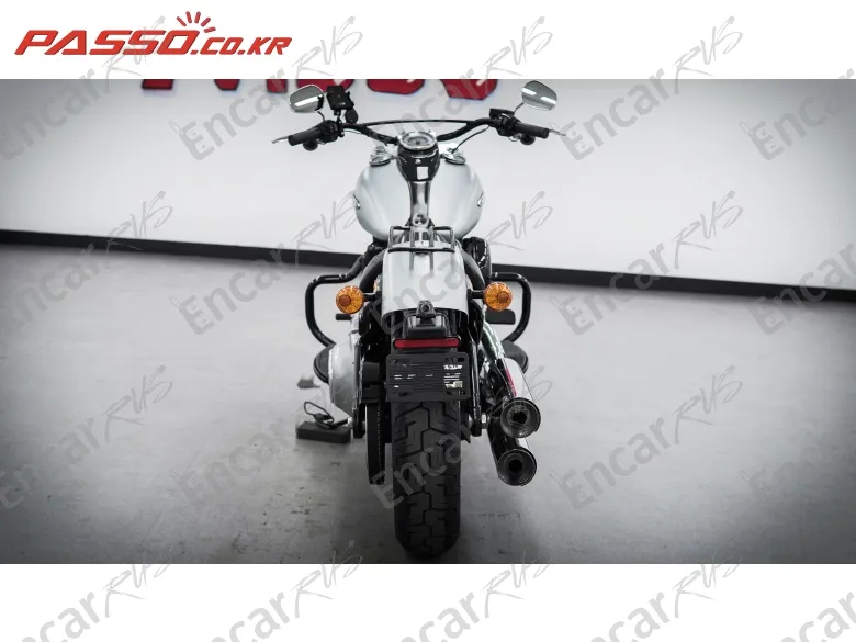 Harley-Davidson Softail Slim - фото 2