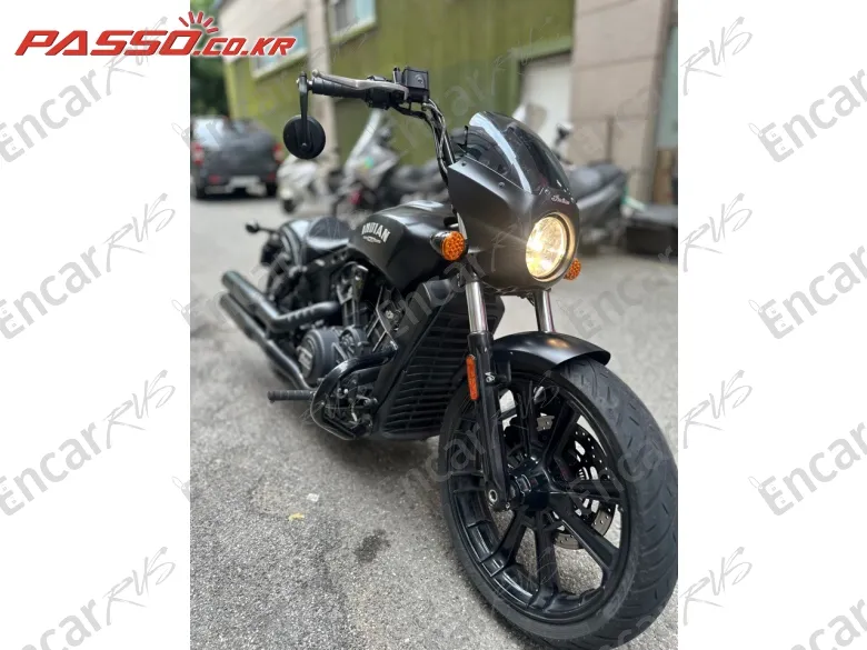 Indian Scout Rogue - фото 4