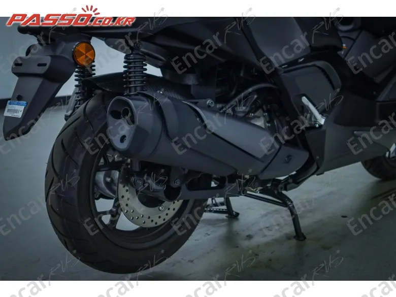Yamaha X Max 300 Abs - фото 6