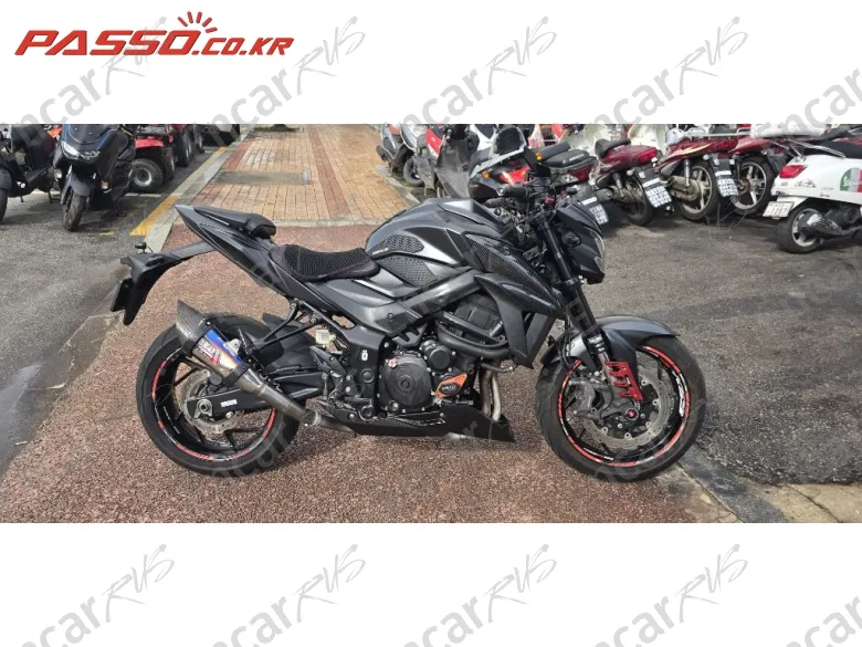 Suzuki Gsx 750 - фото 0