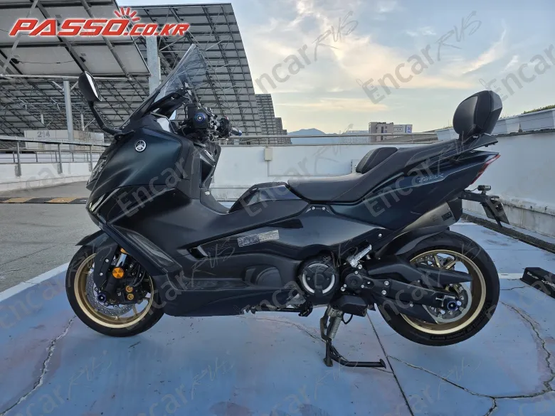 Yamaha T Max 560 - фото 1