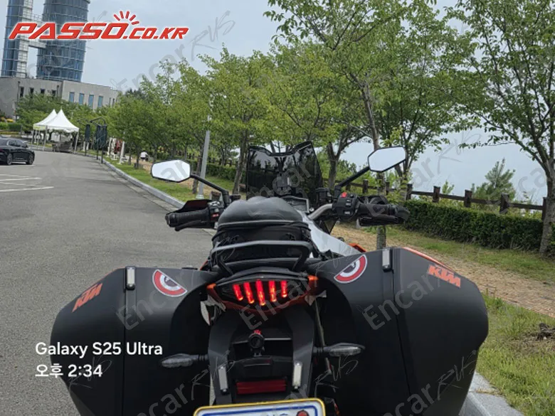 Ktm 1290 Super Duke Gt - фото 2