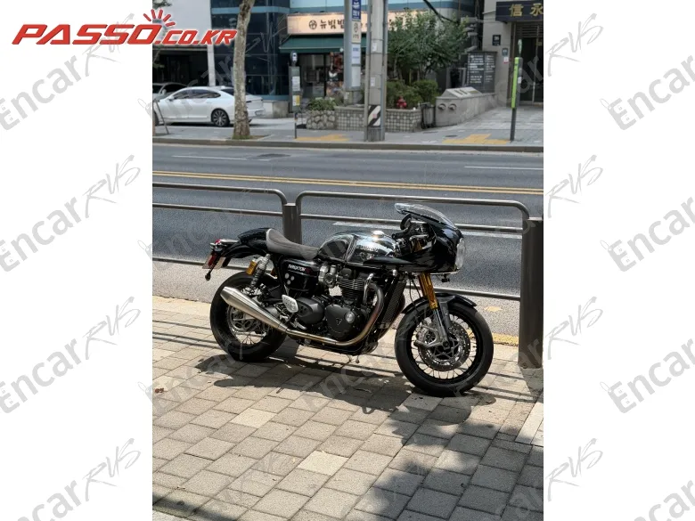 Triumph Thruxton Rs - фото 5