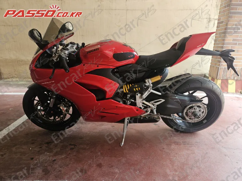 Ducati Panigale V2 - фото 1