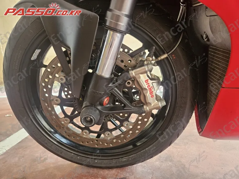 Ducati Panigale V2 - фото 4