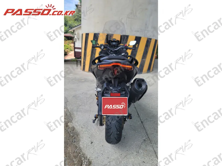 Yamaha T Max 560 - фото 2