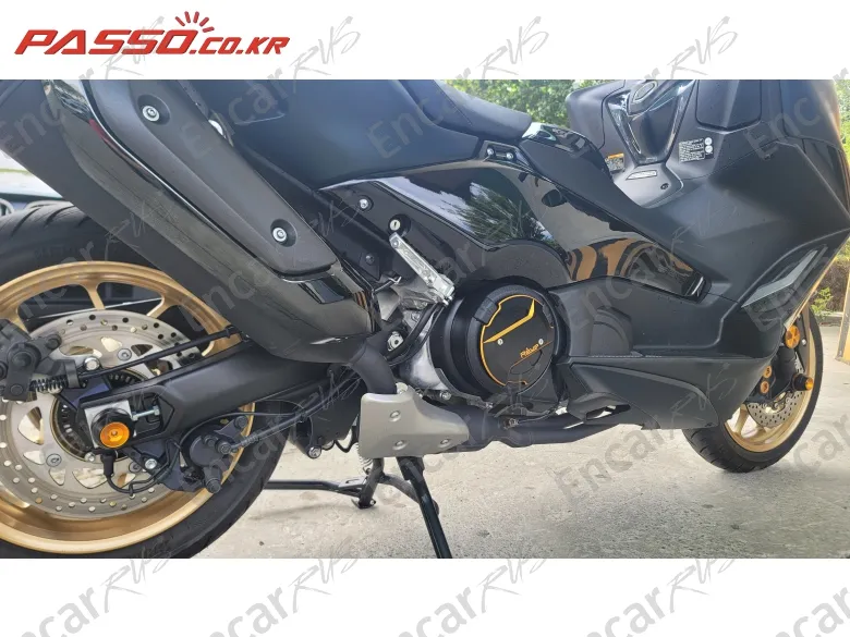 Yamaha T Max 560 - фото 6