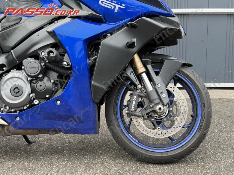 Suzuki Gsx S 1000 Gt - фото 5