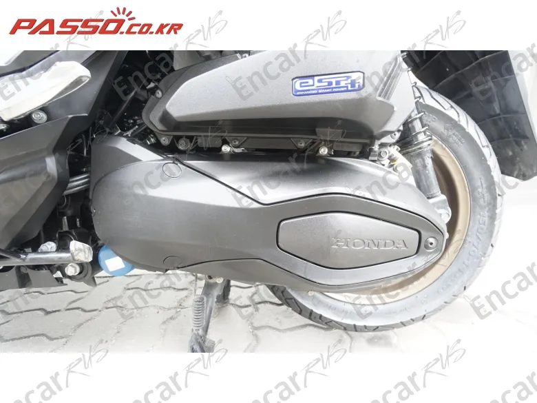 Honda Forza 350 - фото 4