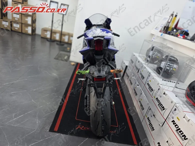 Yamaha Yzf R9 - фото 2