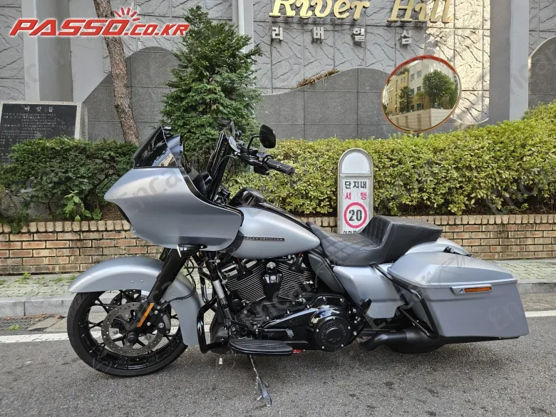 Harley-Davidson Road Glide Special - фото 1