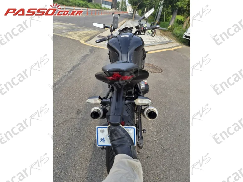 Kawasaki Z 1000 - фото 2