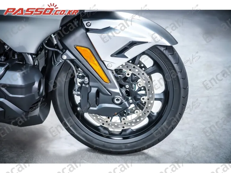 Honda Goldwing Tour Dct Airbag - фото 5