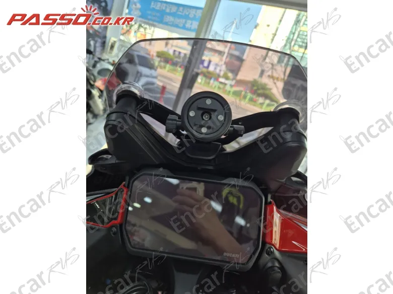 Ducati Multistrada V4 S - фото 3