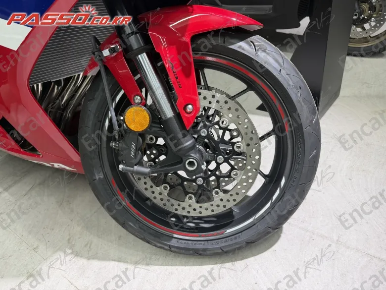Honda Cb 650 R E-Clutch - фото 3