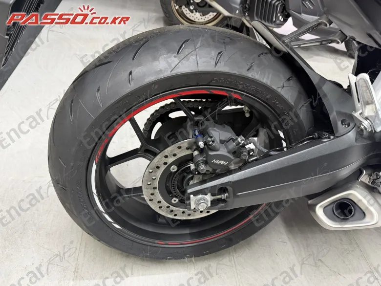 Honda Cb 650 R E-Clutch - фото 4
