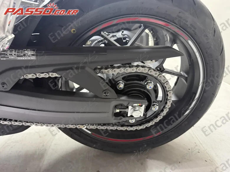 Honda Cb 650 R E-Clutch - фото 5