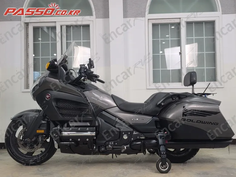 Honda Goldwing F6b - фото 1