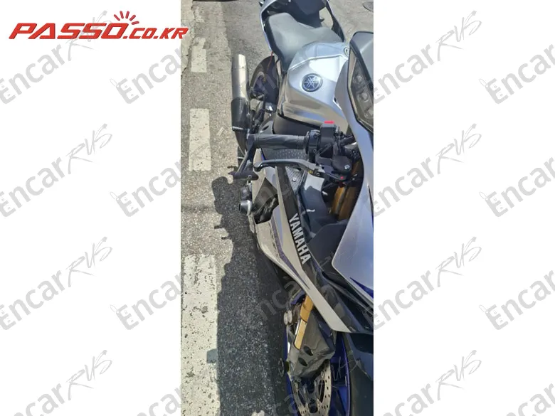 Yamaha Yzf R1 M - фото 5
