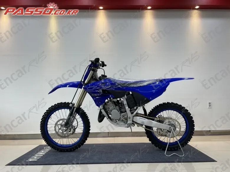 YAMAHA YZ 125 - фото 1