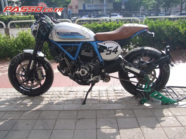 Ducati Scrambler Cafe Racer - фото 1