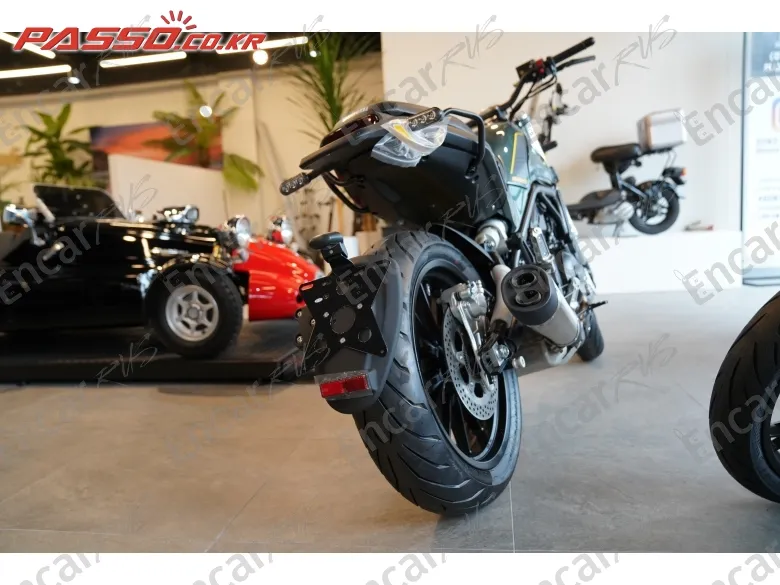 Benelli Leoncino 500 - фото 2