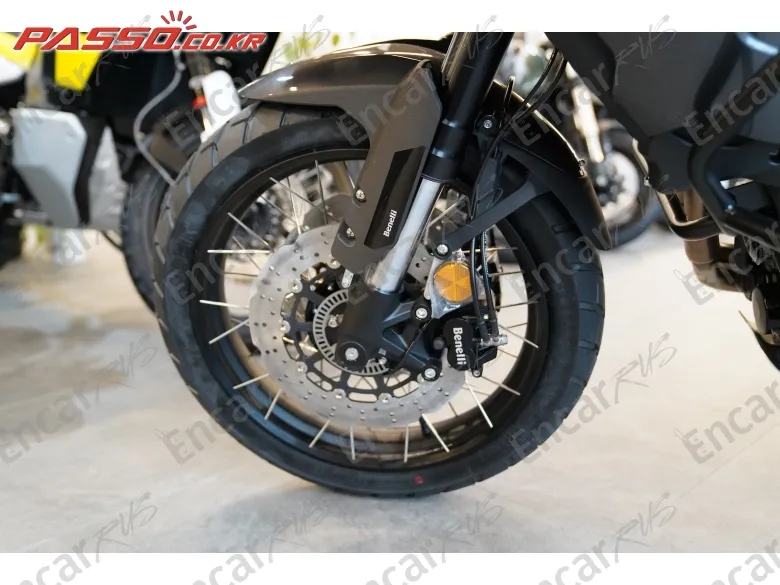 Benelli Trk 502 X - фото 4