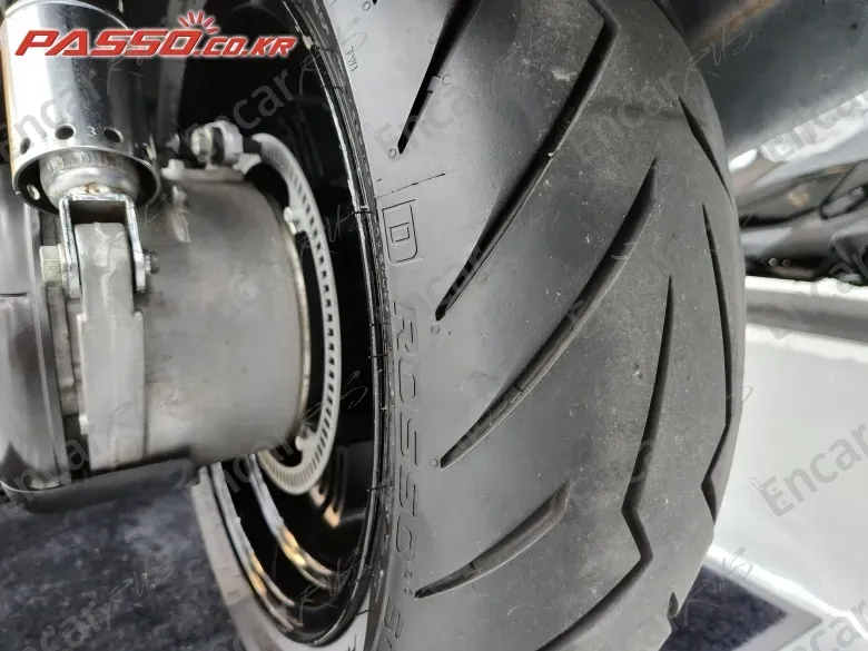 Suzuki Burgman 650 Executive - фото 6