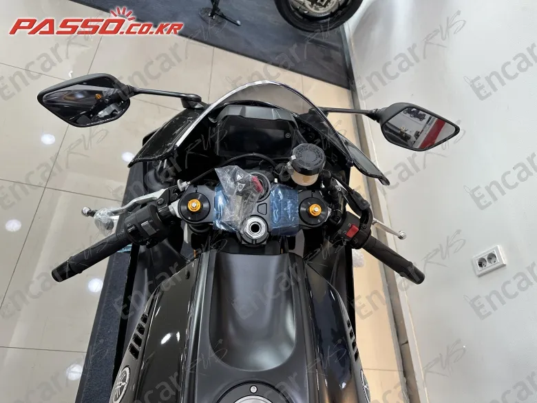 Yamaha Yzf R7 - фото 3