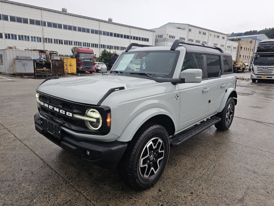 Ford Bronco