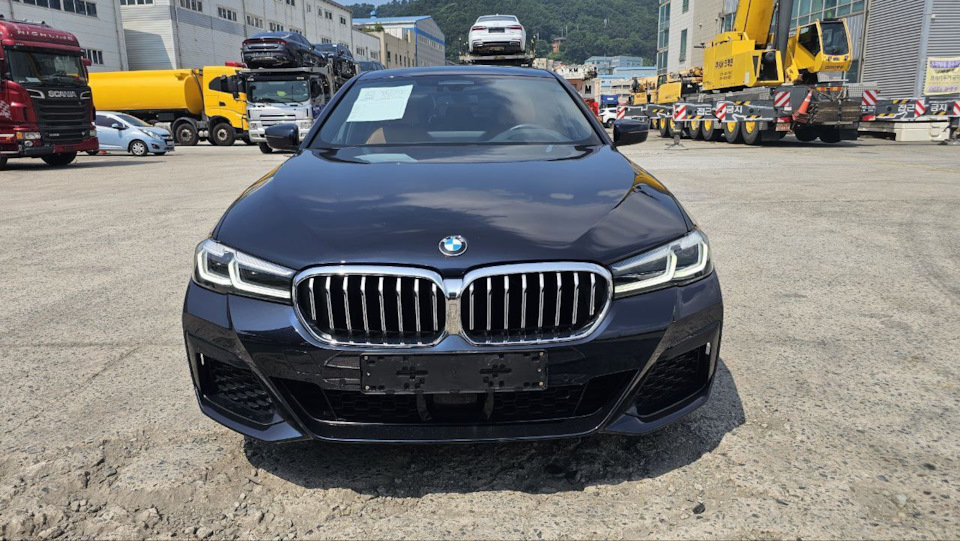 BMW 520i